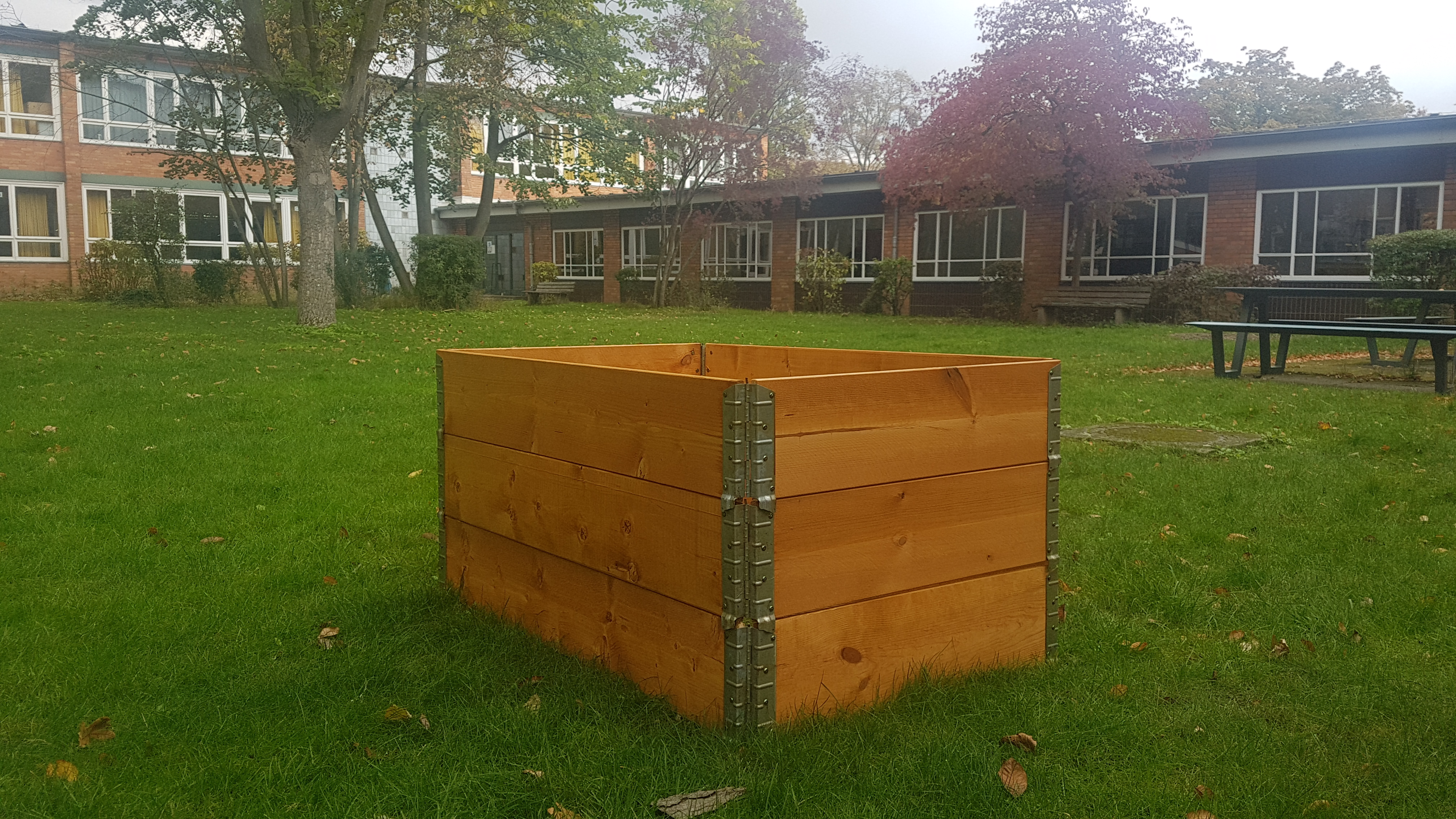 You are currently viewing Unser neues Schulhochbeet
